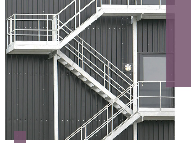 Изготовление и монтаж пожарных лестниц в Твери быстро и надежно