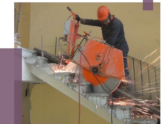 Демонтаж бетонных лестниц в Твери от 4892 руб. за м2 | ПРОЛЁТ-Твр