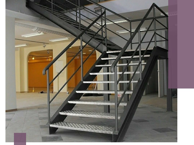 Лестницы для офиса в Твери: изготовление, монтаж, демонтаж