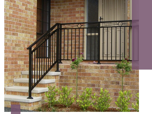 Уличные перила из металла под ключ в Твери