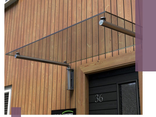 Стеклянные козырьки на входы и фасады в Твери