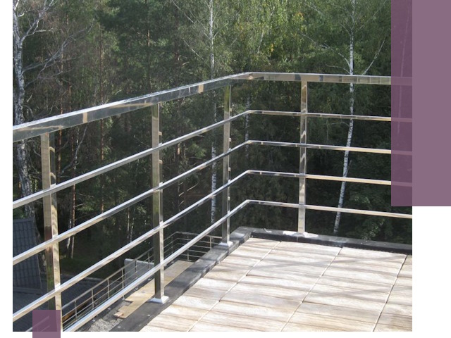 Парапеты из нержавеющей стали в Твери — изготовление и монтаж